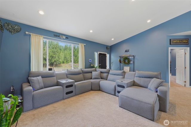 300 E McLane Cove Drive, Grapeview, WA 98546