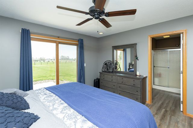 35796 M Avenue, Earlham, IA 50069