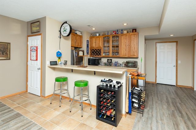 35796 M Avenue, Earlham, IA 50069