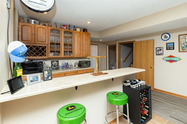 35796 M Avenue, Earlham, IA 50069