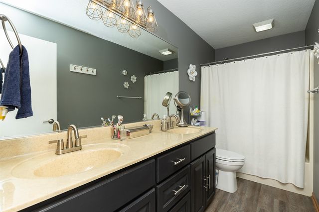 35796 M Avenue, Earlham, IA 50069