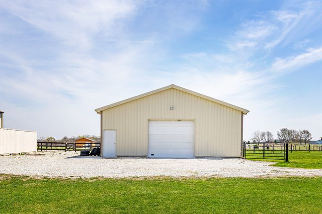 35796 M Avenue, Earlham, IA 50069