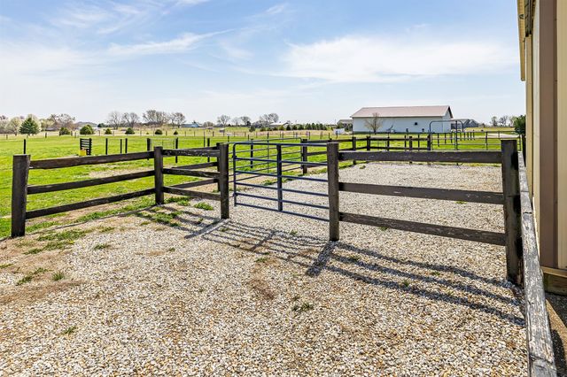35796 M Avenue, Earlham, IA 50069