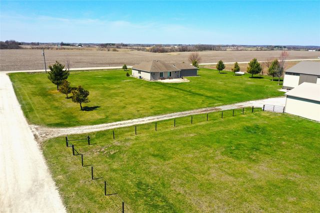 35796 M Avenue, Earlham, IA 50069