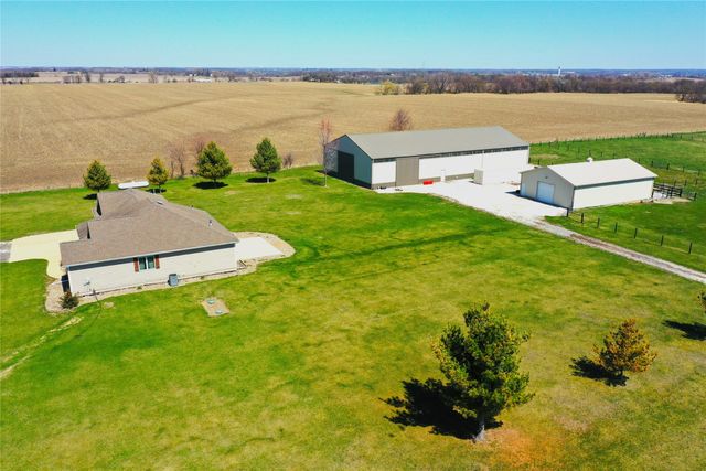 35796 M Avenue, Earlham, IA 50069
