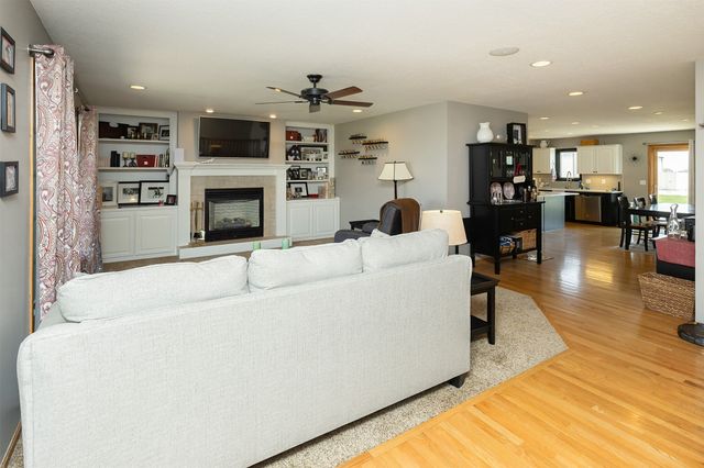 35796 M Avenue, Earlham, IA 50069