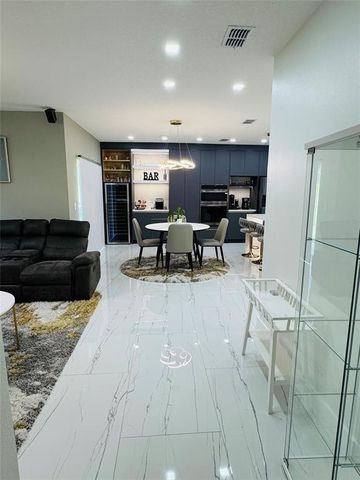 10880 SW Pacini Way, Port St. Lucie, Port St Lucie, FL 34987