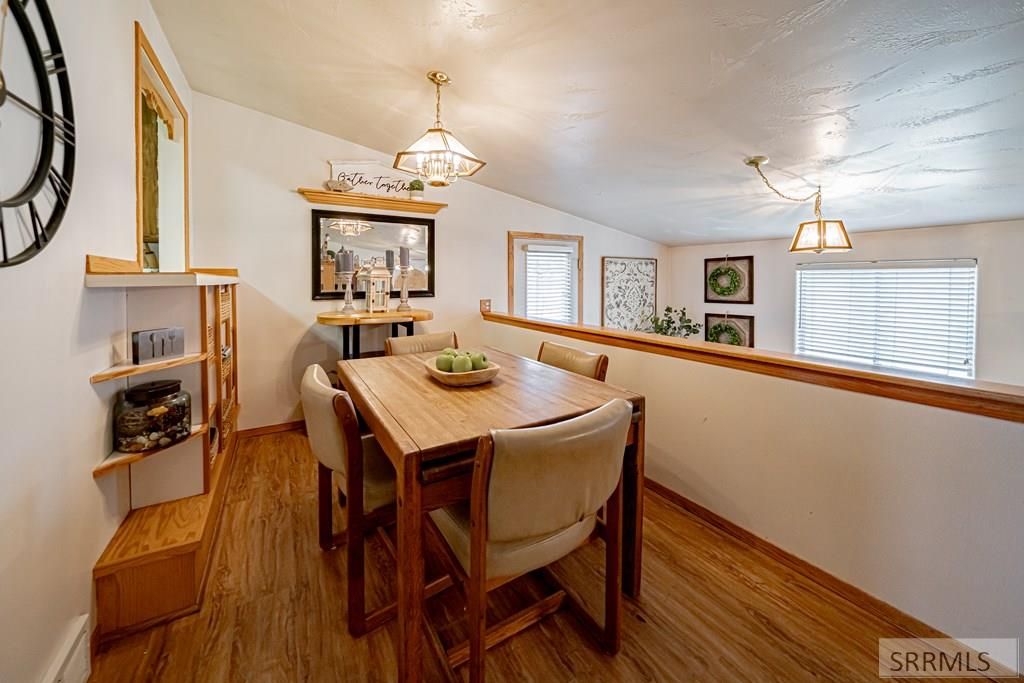 Image 12 of property listing at 445 E 25th Street, Idaho Falls, ID 83404