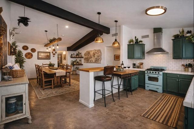 58810 Barron Drive, Yucca Valley, CA 92284