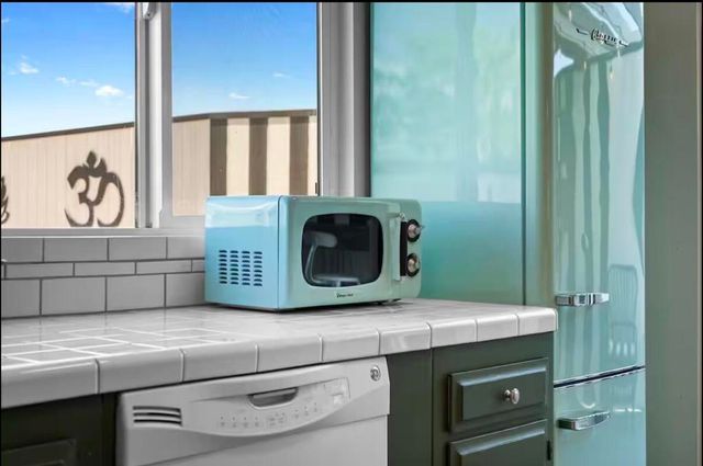 58810 Barron Drive, Yucca Valley, CA 92284