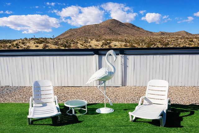 58810 Barron Drive, Yucca Valley, CA 92284