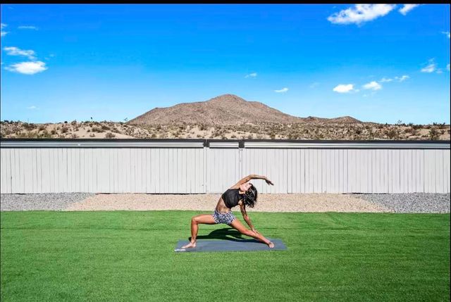 58810 Barron Drive, Yucca Valley, CA 92284