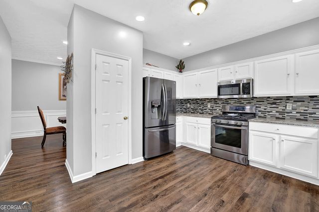 1208 Everwood Drive SW, Marietta, GA 30008