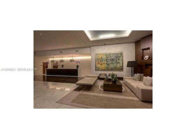 200 BISCAYNE BLVD WAY 4310, Miami, FL 33131