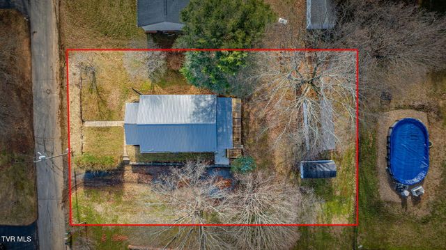 520 Sycamore Gardens Street, Elizabethton, TN 37643