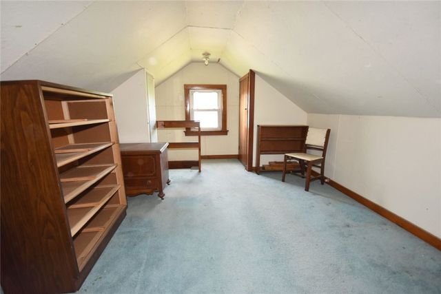 6916 Monroe Ave, West Mifflin, PA 15122
