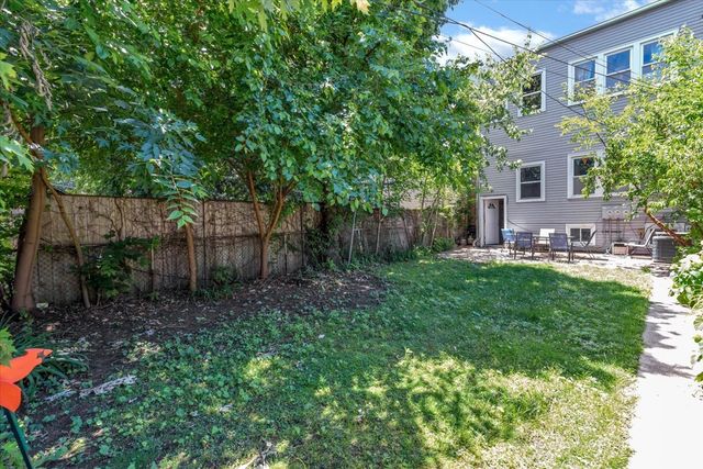 4127 N Ashland Avenue, Chicago, IL 60613