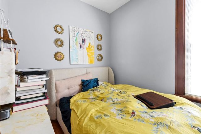 4127 N Ashland Avenue, Chicago, IL 60613