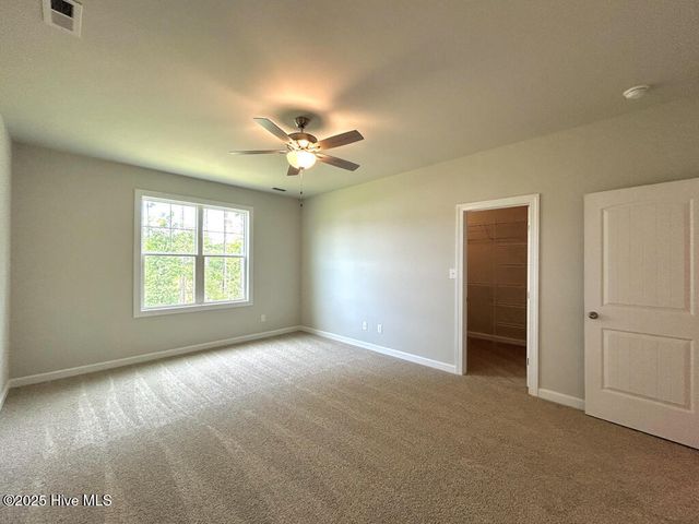 117 Crab Claw Spit Lane, Jacksonville, NC 28546