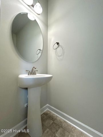 117 Crab Claw Spit Lane, Jacksonville, NC 28546