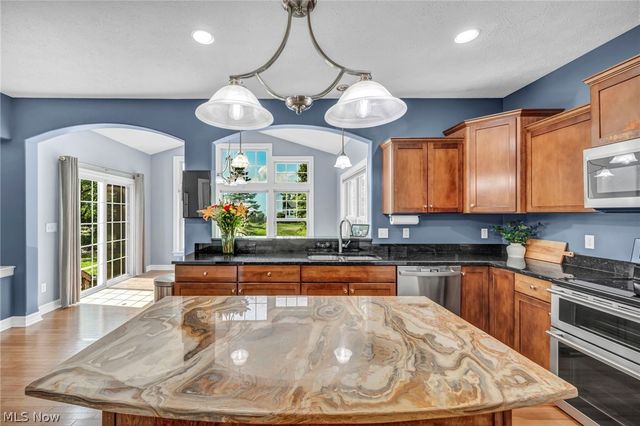 6466 Pebble Court, Medina, OH 44256