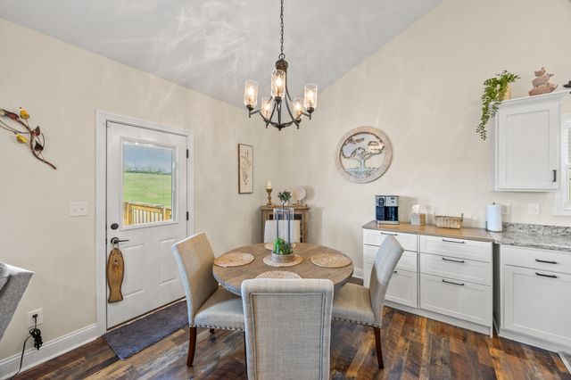 3011 Thorntree Lane, Lawrenceburg, KY 40342