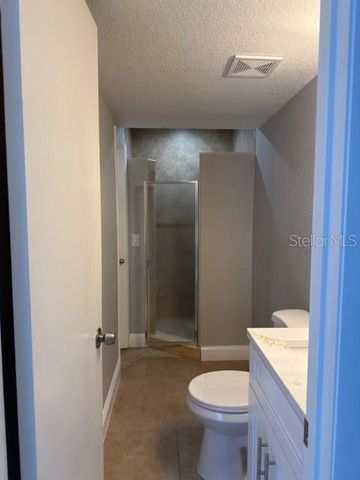 8443 N GRADY AVENUE, Tampa, FL 33614