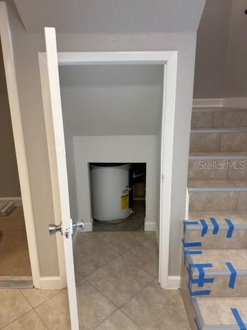 8443 N GRADY AVENUE, Tampa, FL 33614