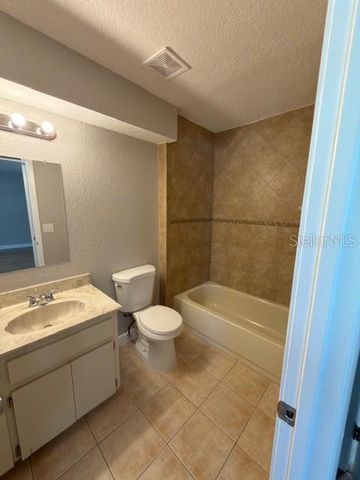 8443 N GRADY AVENUE, Tampa, FL 33614