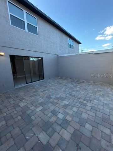 8443 N GRADY AVENUE, Tampa, FL 33614