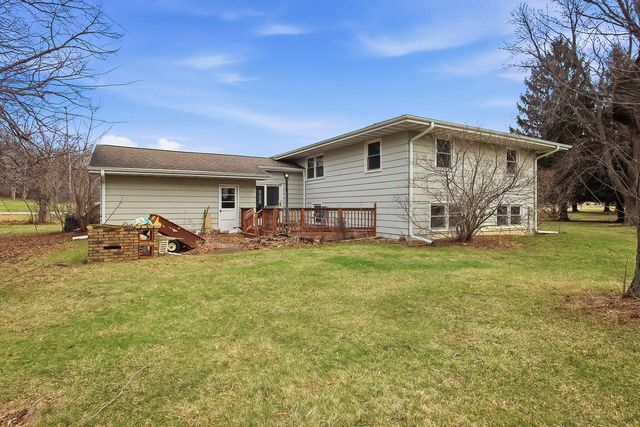 W523 Highland AVENUE, Genoa City, WI 53128