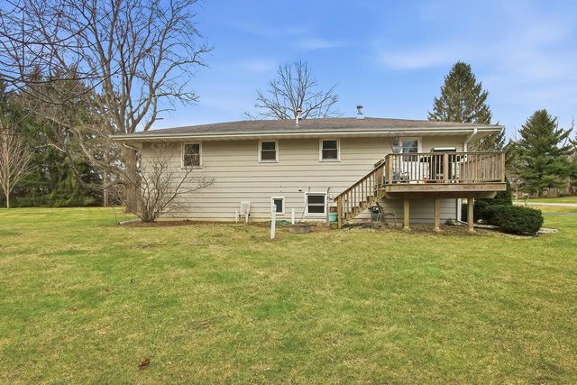 W523 Highland AVENUE, Genoa City, WI 53128
