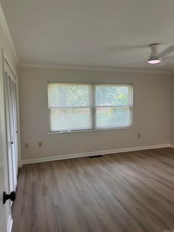 1617 Sulphur Springs Road, Malvern, AR 72104