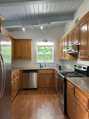 1617 Sulphur Springs Road, Malvern, AR 72104