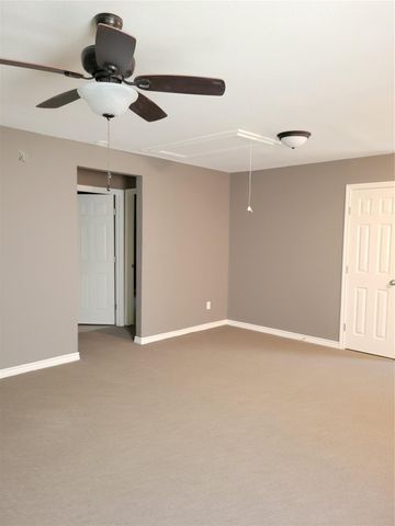 1040 E 18th Street, Port Arthur, TX 77640