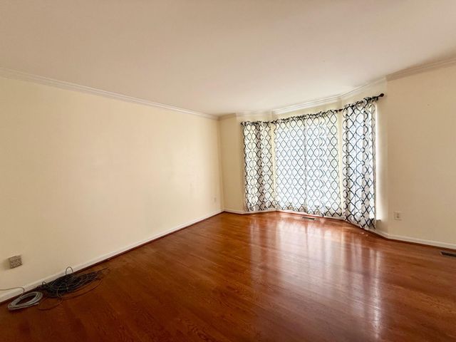 2608 CAPITAL CT, Waldorf, MD 20603