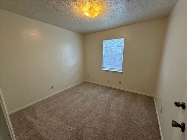 5604 Macgregor Drive, Haltom City, TX 76148