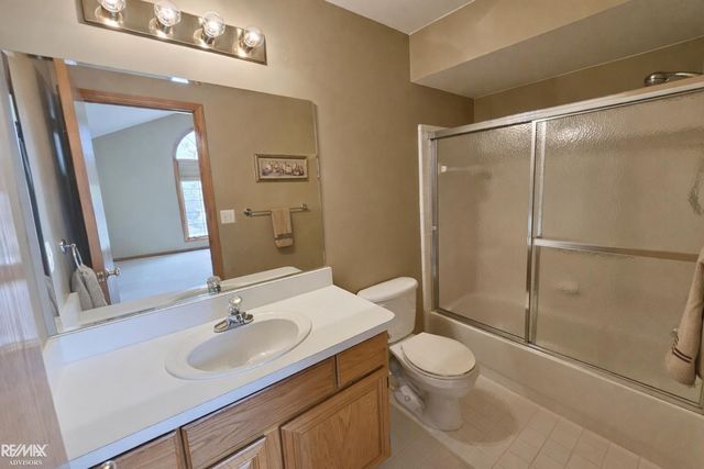 16890 SANDSTONE Circle, Macomb Twp, MI 48042