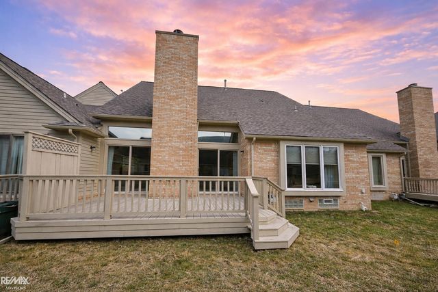 16890 SANDSTONE Circle, Macomb Twp, MI 48042