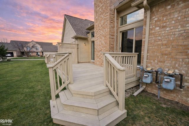 16890 SANDSTONE Circle, Macomb Twp, MI 48042