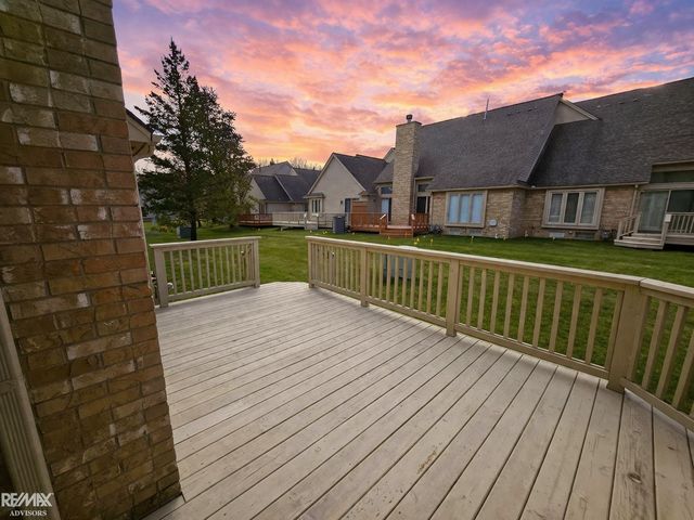 16890 SANDSTONE Circle, Macomb Twp, MI 48042