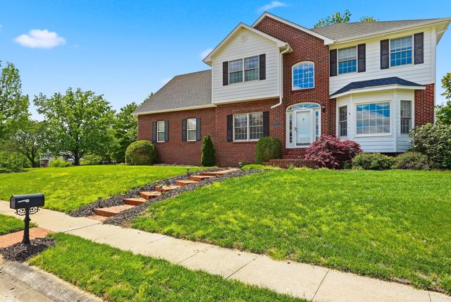 1901 BLUFF POINTE DR, Columbia, MO 65201