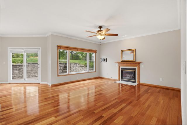 1901 BLUFF POINTE DR, Columbia, MO 65201