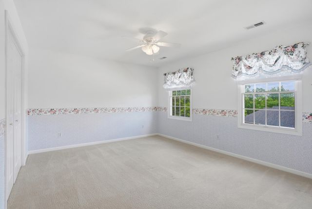 1901 BLUFF POINTE DR, Columbia, MO 65201