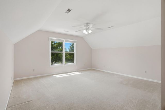 1901 BLUFF POINTE DR, Columbia, MO 65201