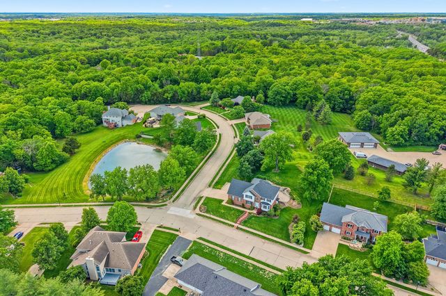 1901 BLUFF POINTE DR, Columbia, MO 65201