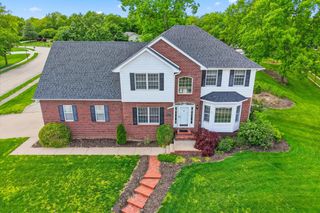 1901 BLUFF POINTE DR, Columbia, MO 65201