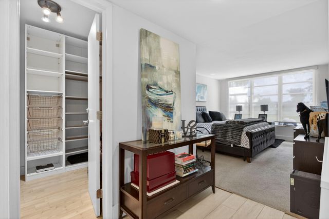 901 W Cypress Lane 103, Pompano Beach, FL 33069
