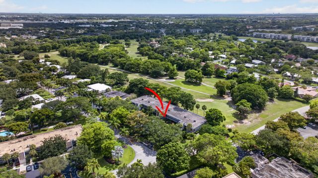 901 W Cypress Lane 103, Pompano Beach, FL 33069