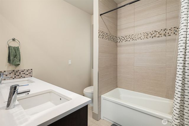 26505 NE Kennedy Drive, Duvall, WA 98019